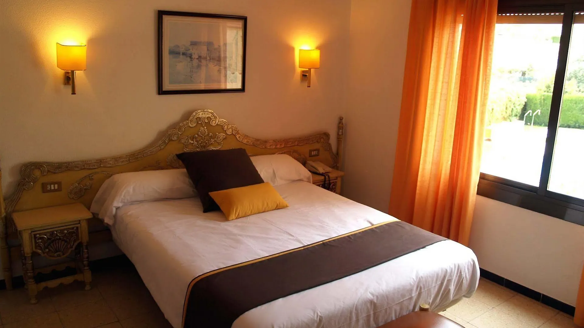 Hotel Hostal Del Sol Sant Feliu de Guixols