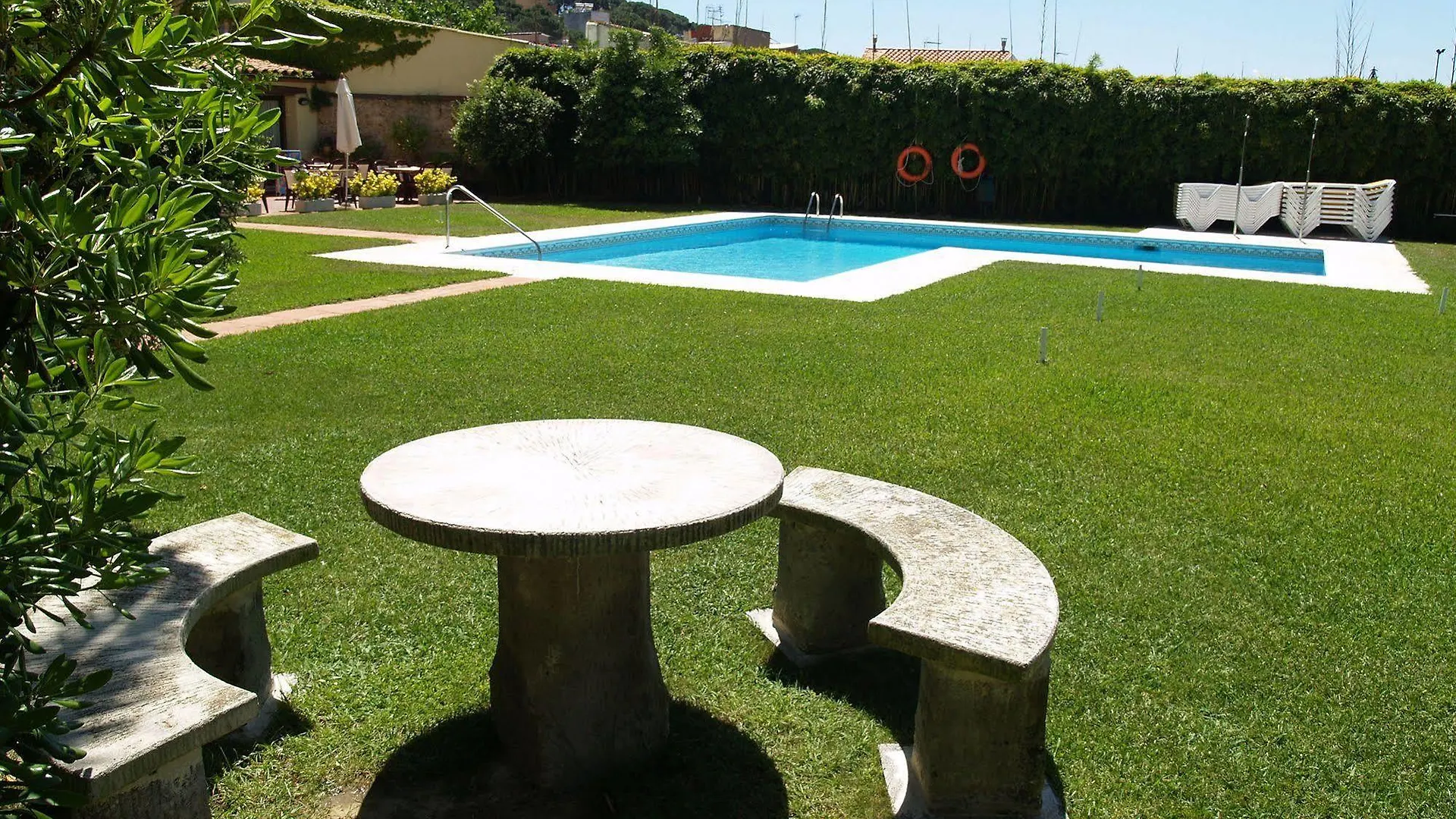 Hotel Hostal del Sol Sant Feliu de Guíxols 3*,  Spagna